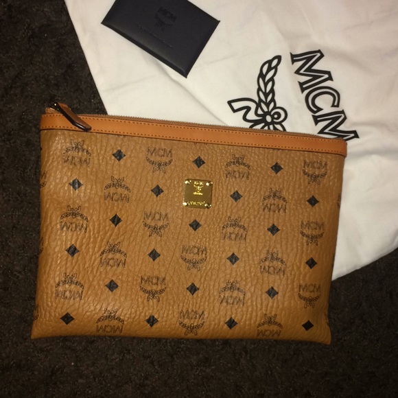 SOLD - Picture 4 of 6